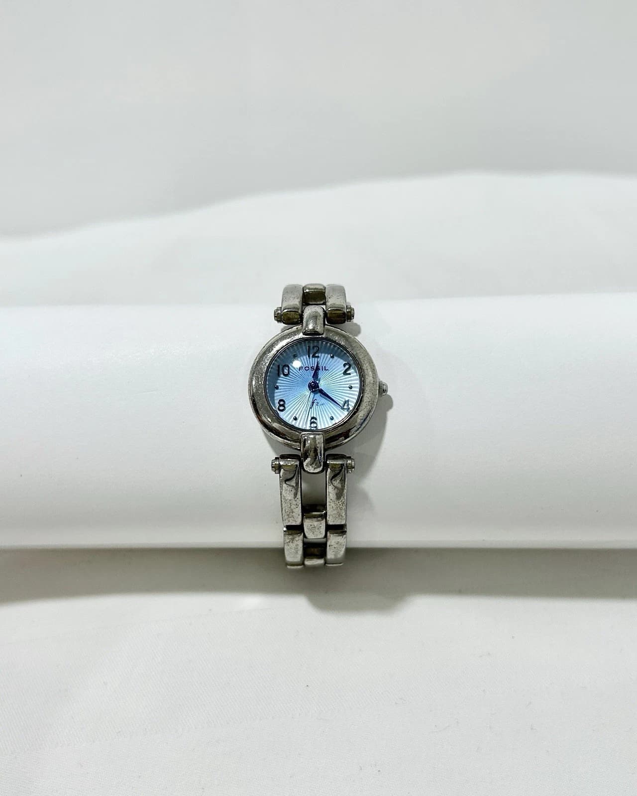 FOSSIL F2 ES-8958 Silver Tone Blue Dial Analog Women Vintage Watch W26 *TICKING