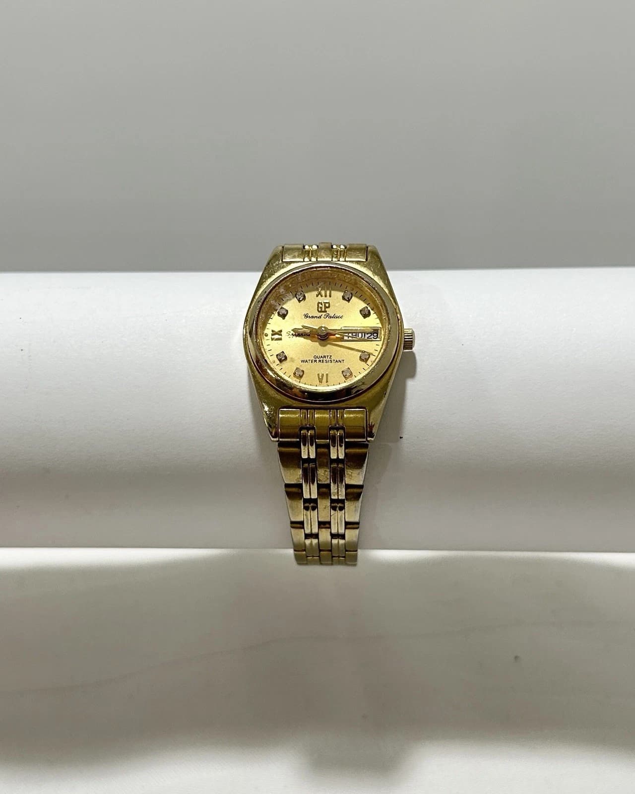GRAND PALACE Gold Tone Analog Women Vintage Watch W56 *TICKING