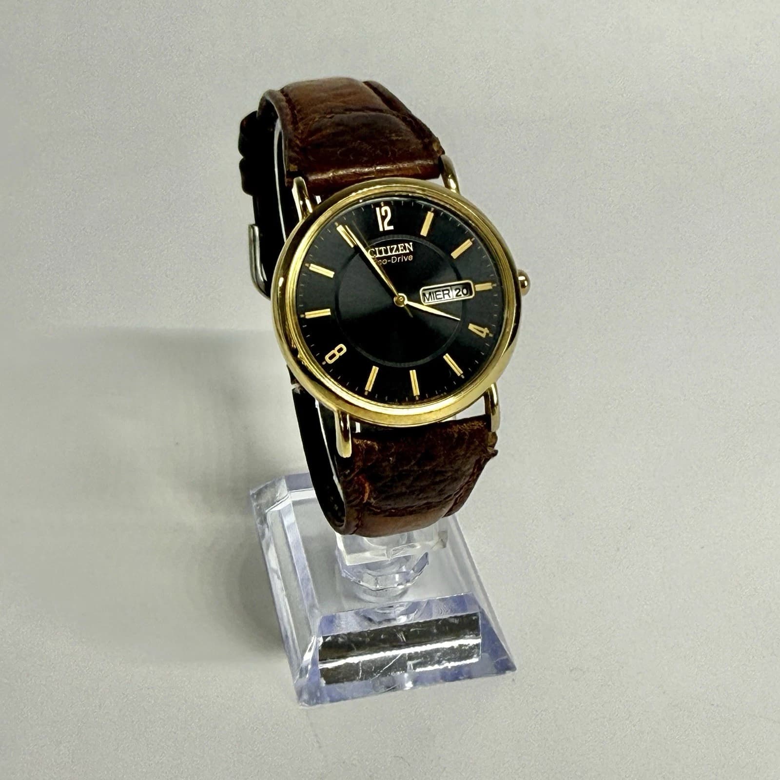 CITIZEN Eco Drive E101-S015588 Gold Tone Analog Men Vintage Watch W504 *WORKING