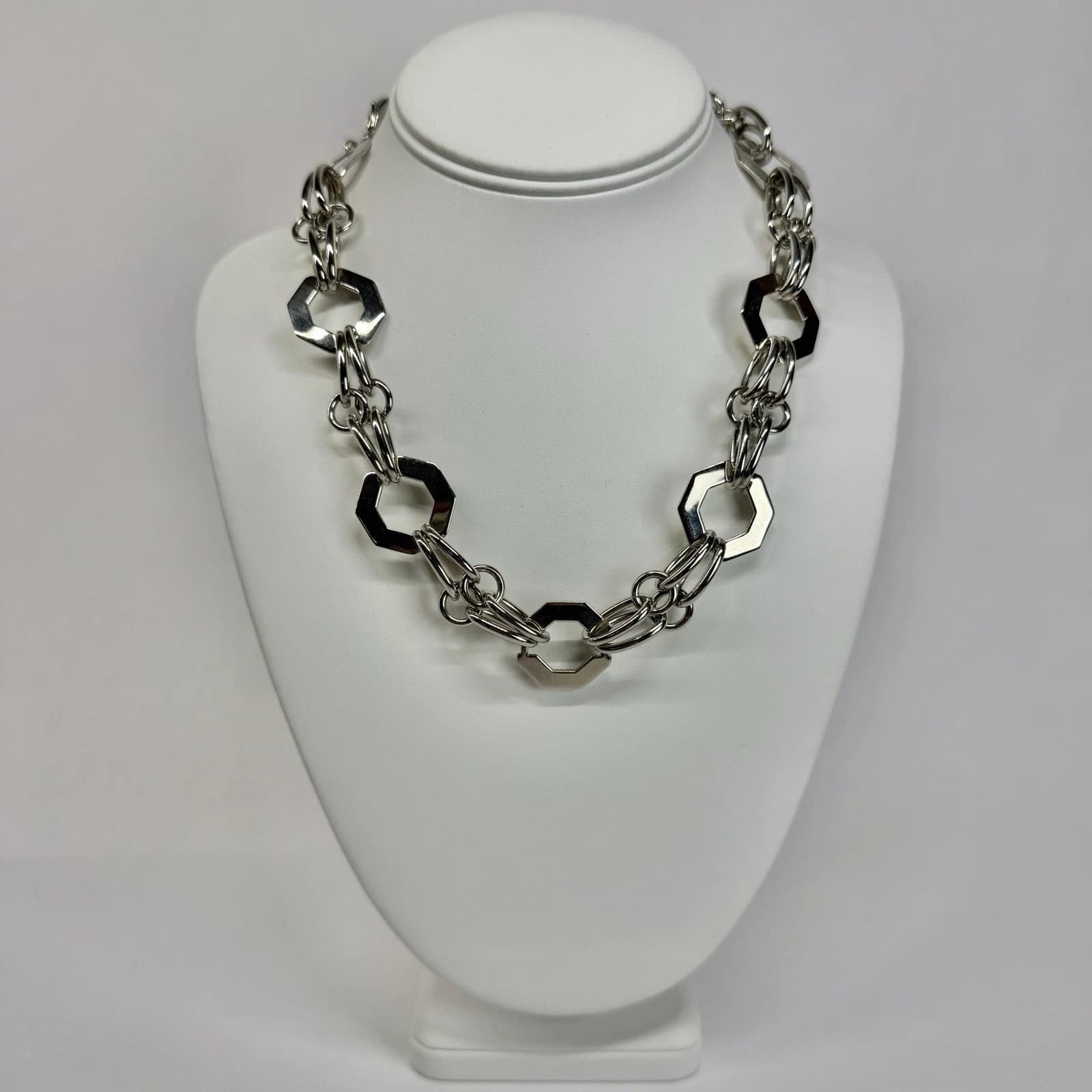 PREMIER DESIGNS Hexagon Links Silver Tone Vintage Necklace Jewelry N546