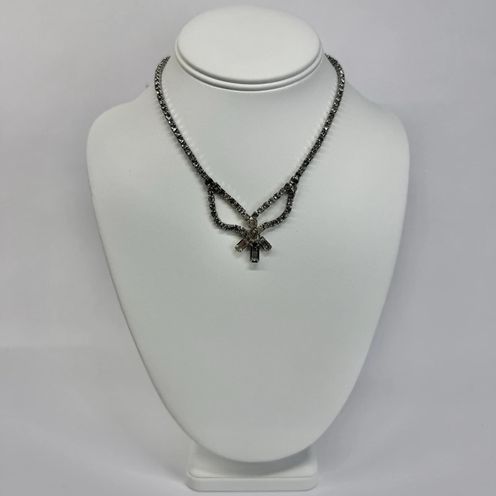 CAROL DEB Festoon Rhinestone Silver Tone Vintage Necklace Jewelry N613
