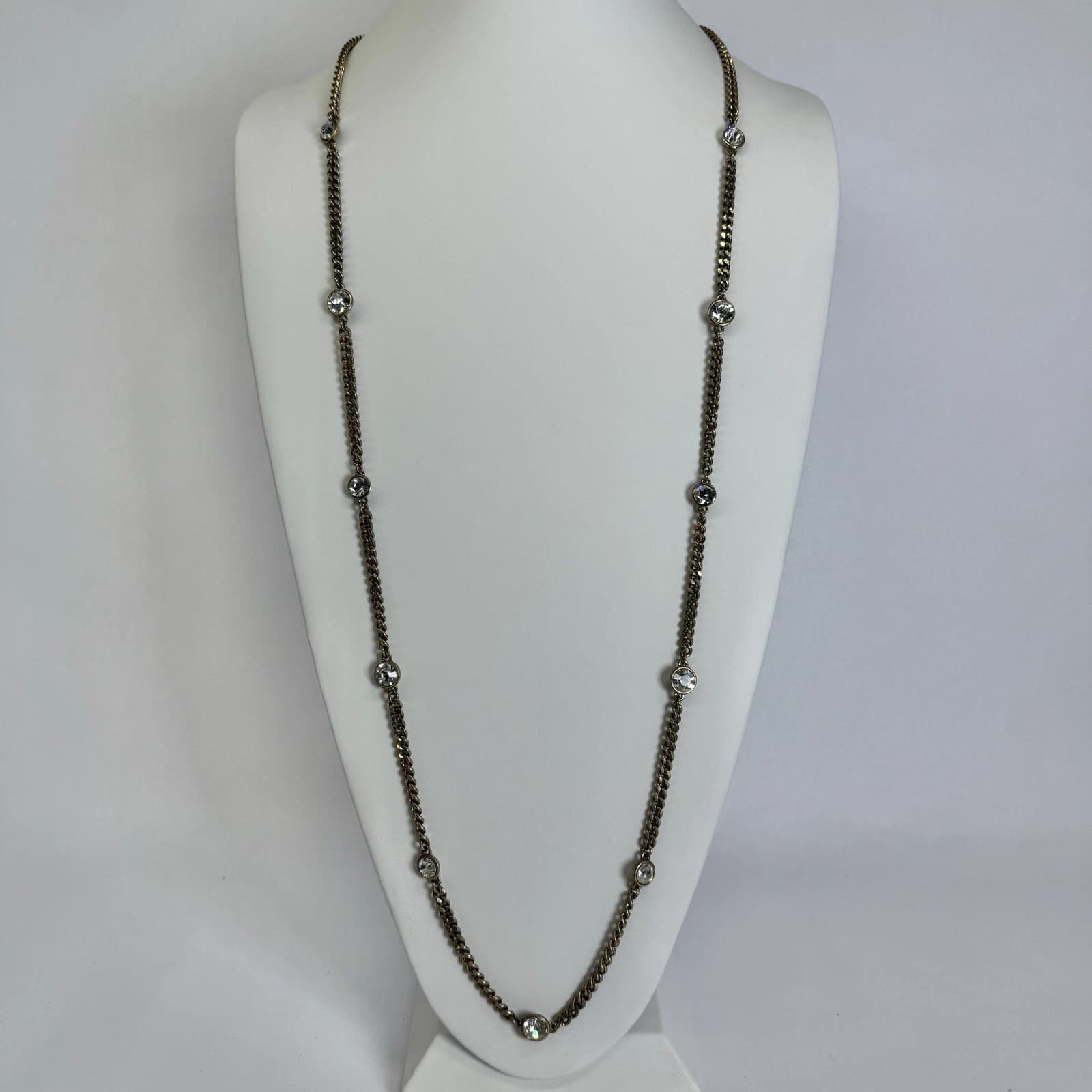 GIVENCHY Long Station Bezel Crystal Gold Tone Vintage Necklace Jewelry N323