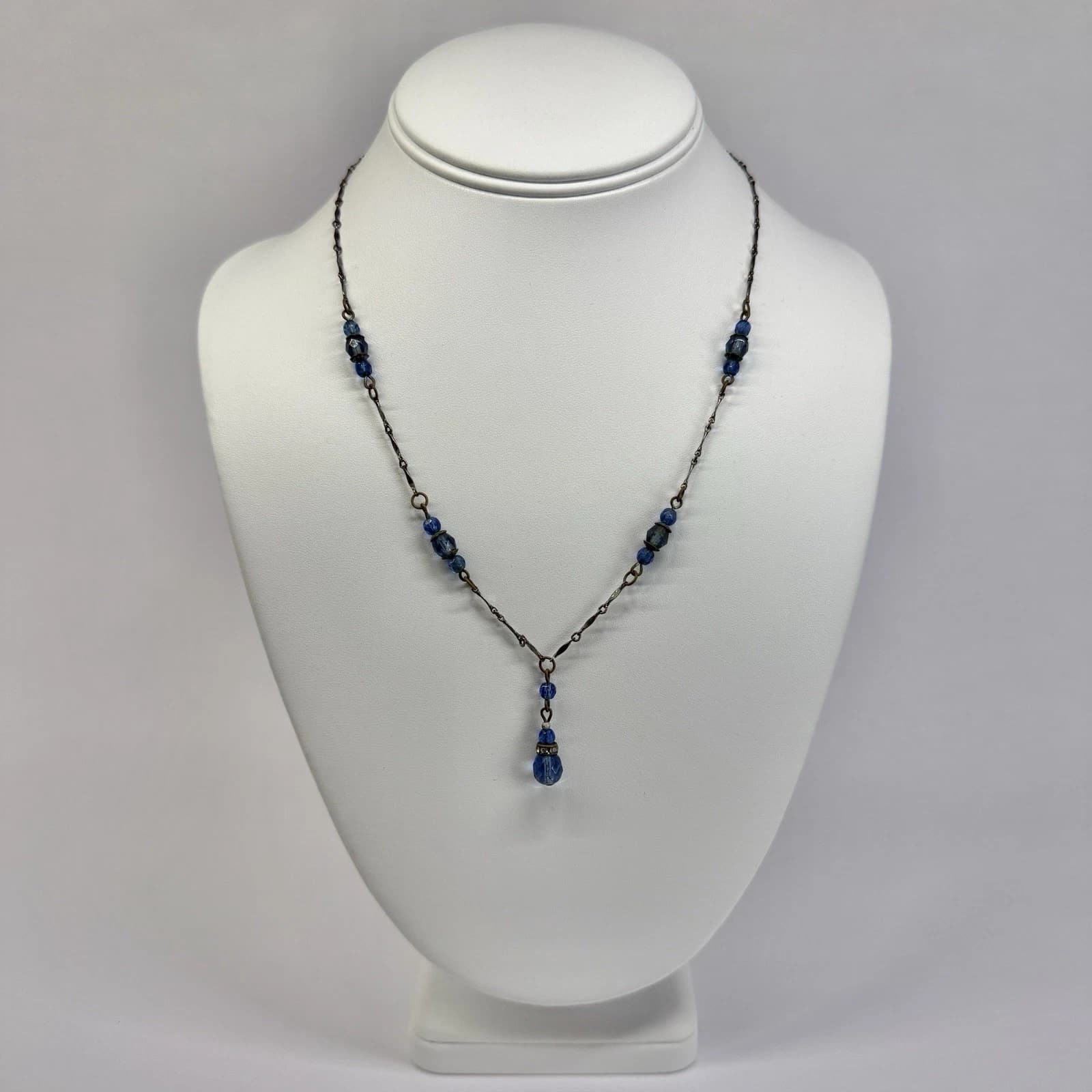 ANKARA DESIGNS Floral Crystal Art Deco Dainty Gold Tone Vintage Necklace N719