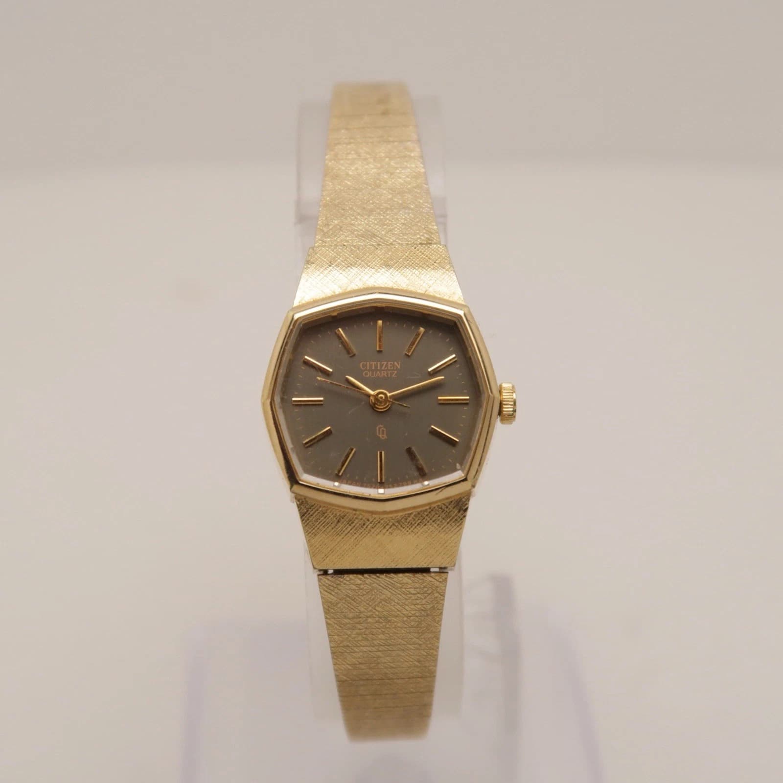 CITIZEN 4-751931 Gold Tone Analog Quartz Women Vintage Watch W396 *WORKING