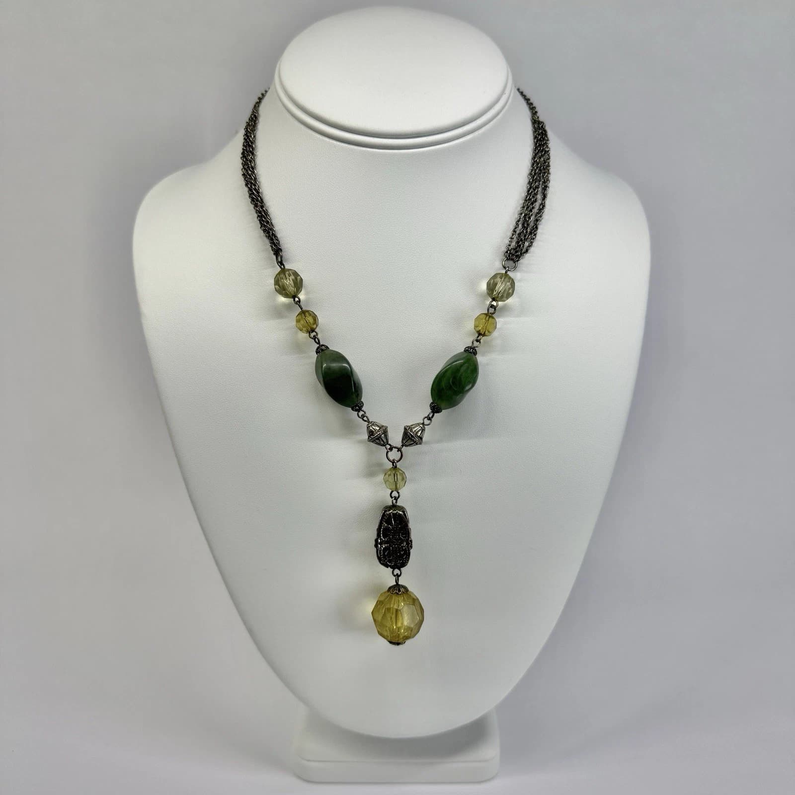 1928 Floral Faceted Crystal Art Deco Dainty Silver Tone Vintage Necklace N693