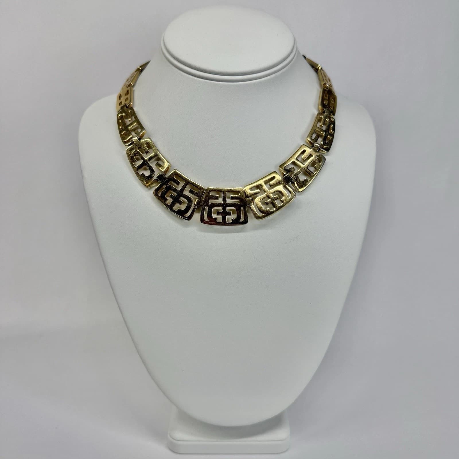 TRIFARI Asian Tribal Symbols Collar Gold Tone Vintage Necklace Jewelry N446