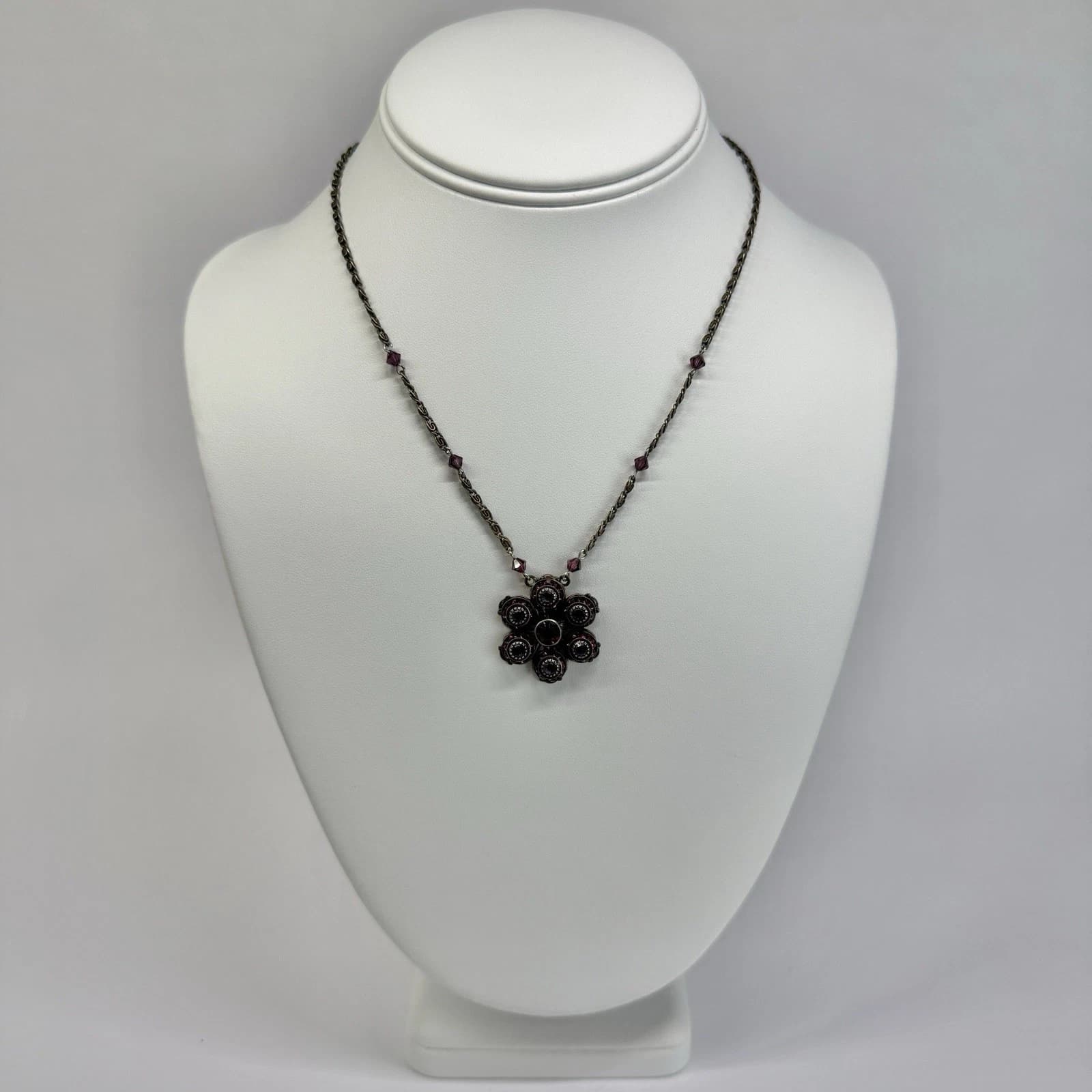 LIZ PALACIOS Swarovski Crystal Bead Floral Silver Tone Vintage Necklace N641