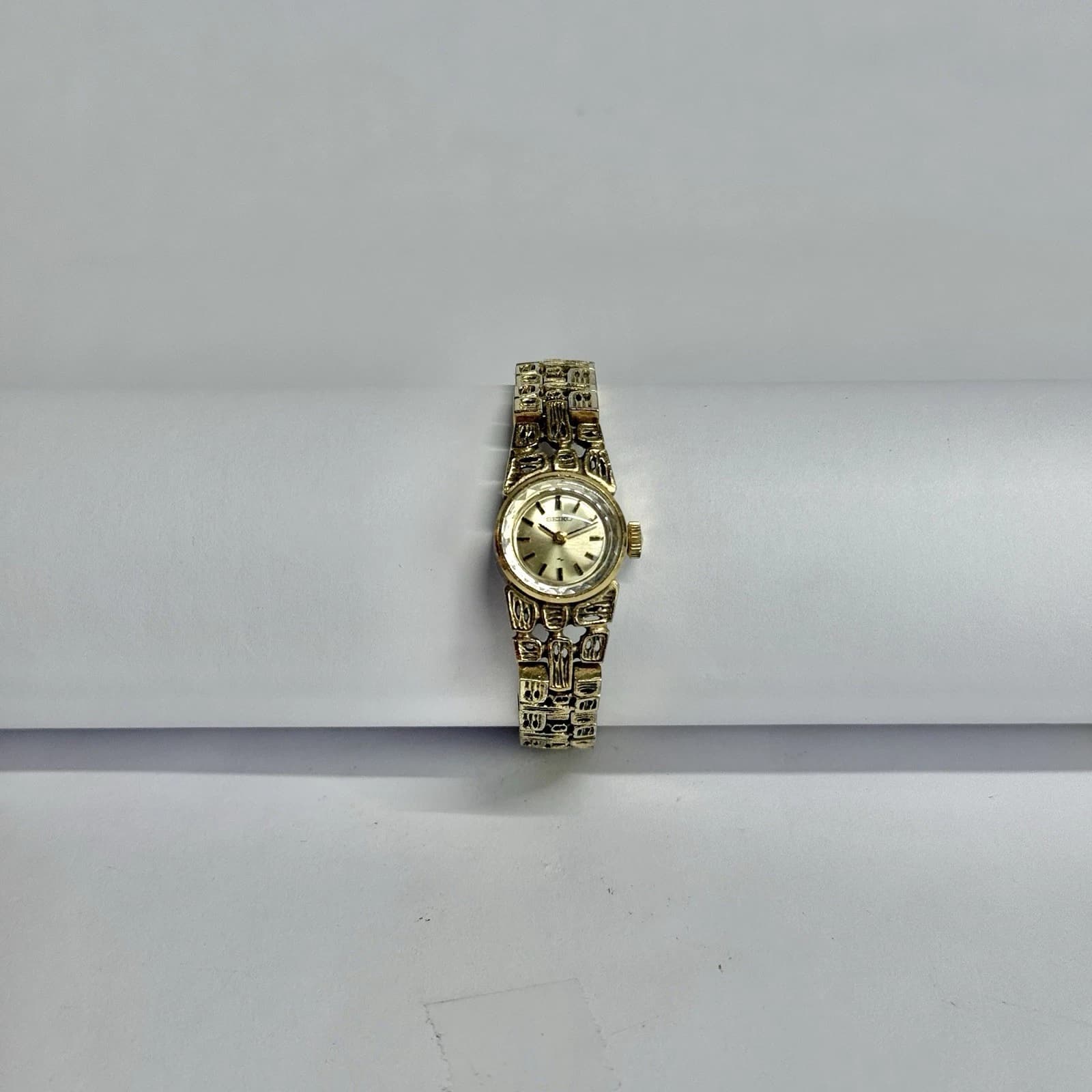 SEIKO 11-0549 Manual Wind Analog Gold Tone Women Vintage Watch W653 *WORKING