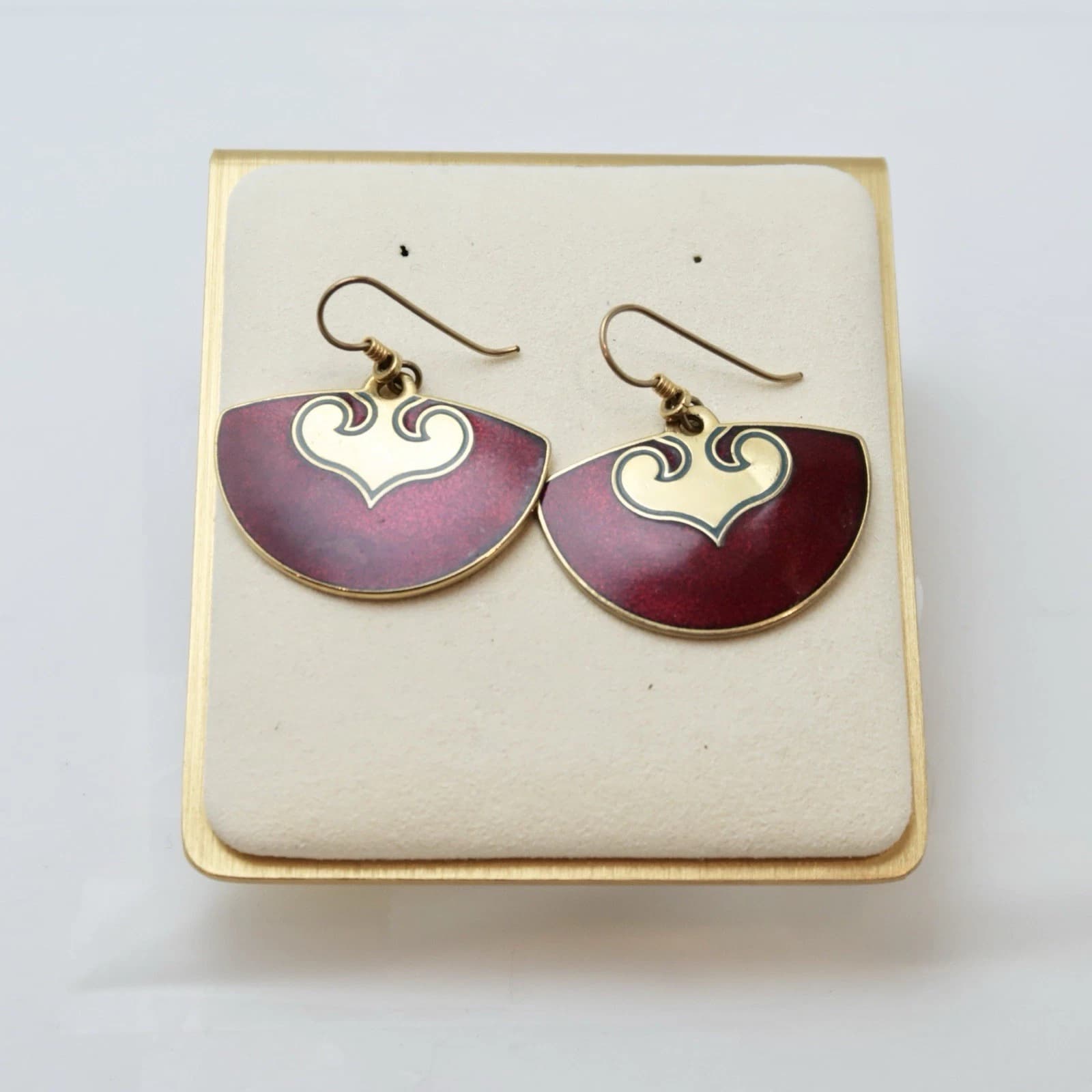 LAUREL BURCH Red Wine Fan Enamel Gold Tone Vintage Earring Jewelry E49