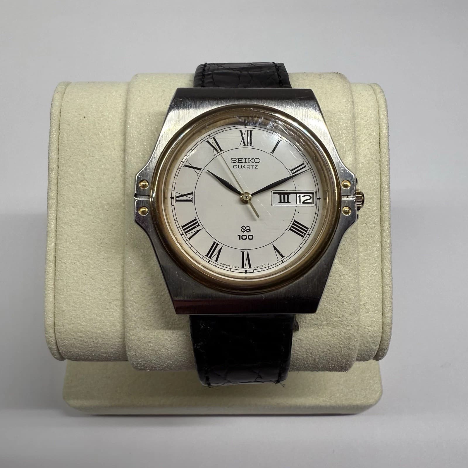 SEIKO 8123-6000 SQ-100 Quartz Day-Date Men Vintage Watch W77 *New Battery