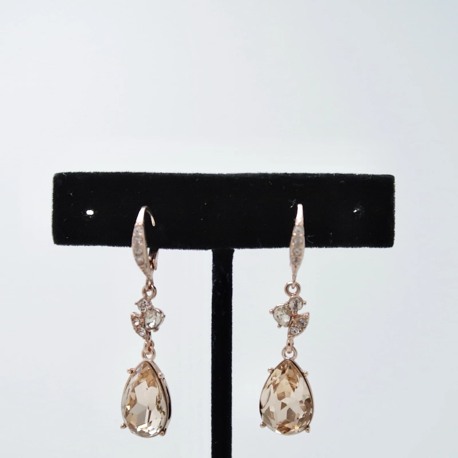 GIVENCHY Rose Gold Tone Pear Shape Crystal Drop Vintage Earring Jewelry E115