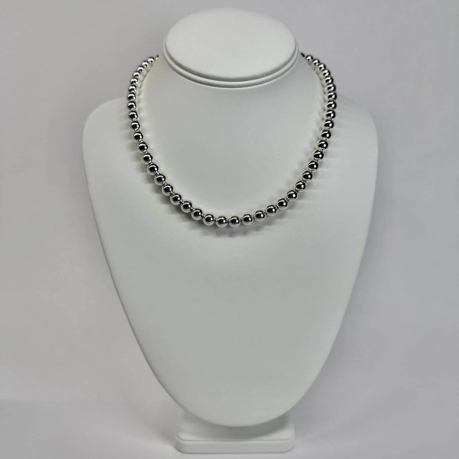 346 Brooks Brothers Ball Bead Chain Silver Tone Vintage Necklace Jewelry N596