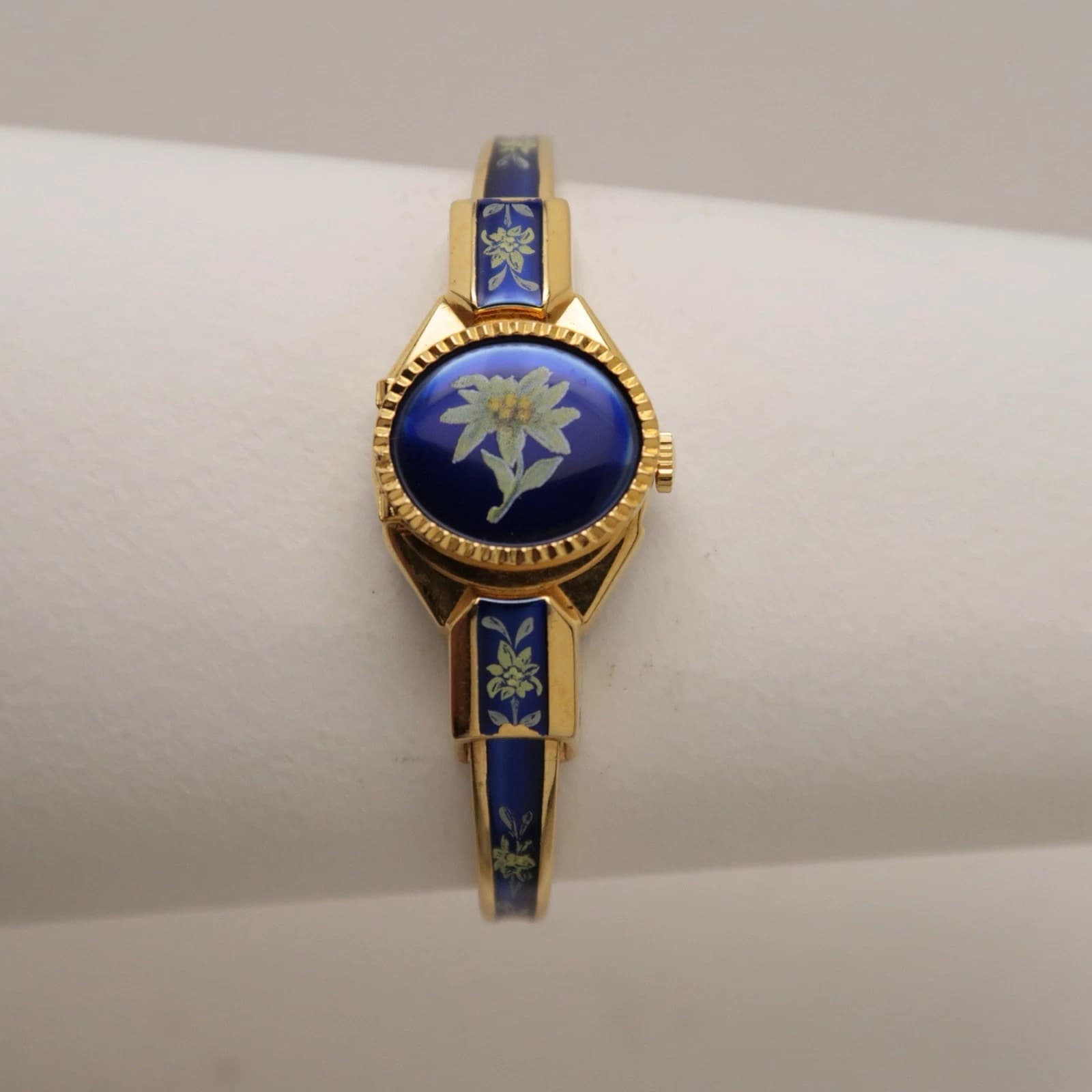 Blue Floral Enamel Swiss Analog Quartz Women Vintage Watch W381 *SOLD AS IS