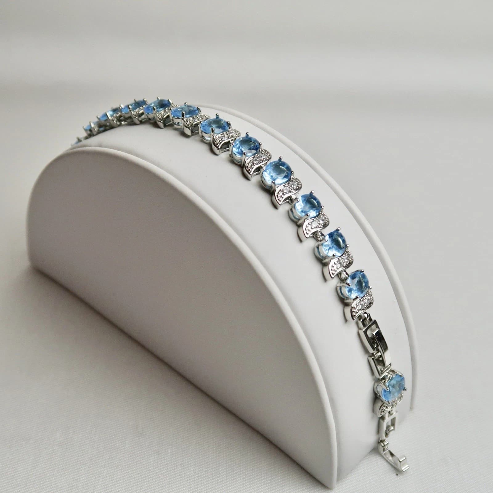 Elegant Blue CZ Stones Sparkle Silver Tone Tennis Vintage Bracelet Jewelry Br91