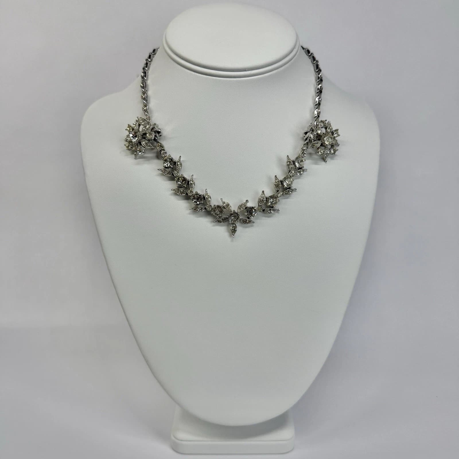 BOGOFF Floral Rhinestones Matching Earrings Vintage Necklace Jewelry N609