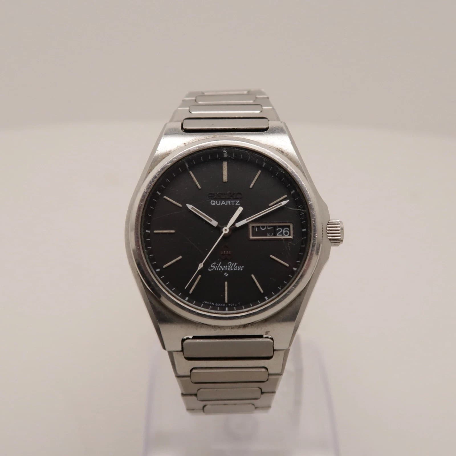 SEIKO SilverWave 8249-700B Silver Tone Quartz Men Vintage Watch W416 *WORKING