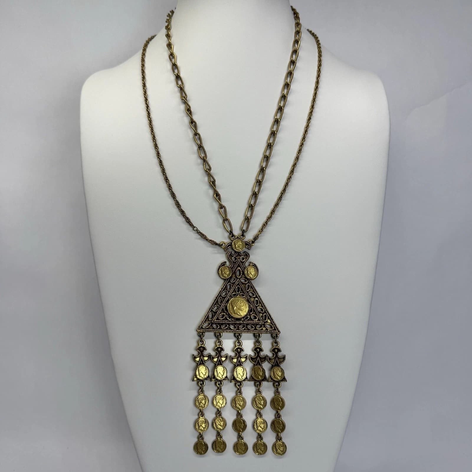 GOLDETTE Unsigned Triangle Roman Coin Gold Tone Vintage Necklace Jewelry N221