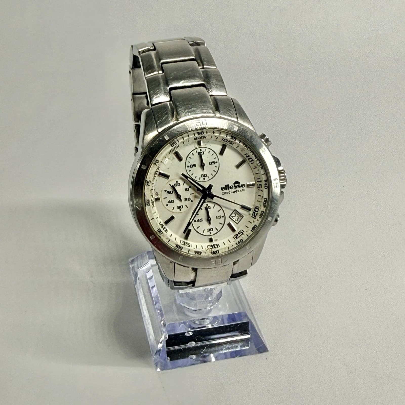 ELLESSE Chronograph 03-0682 Silver Tone Analog Men Vintage Watch W519 *WORKING