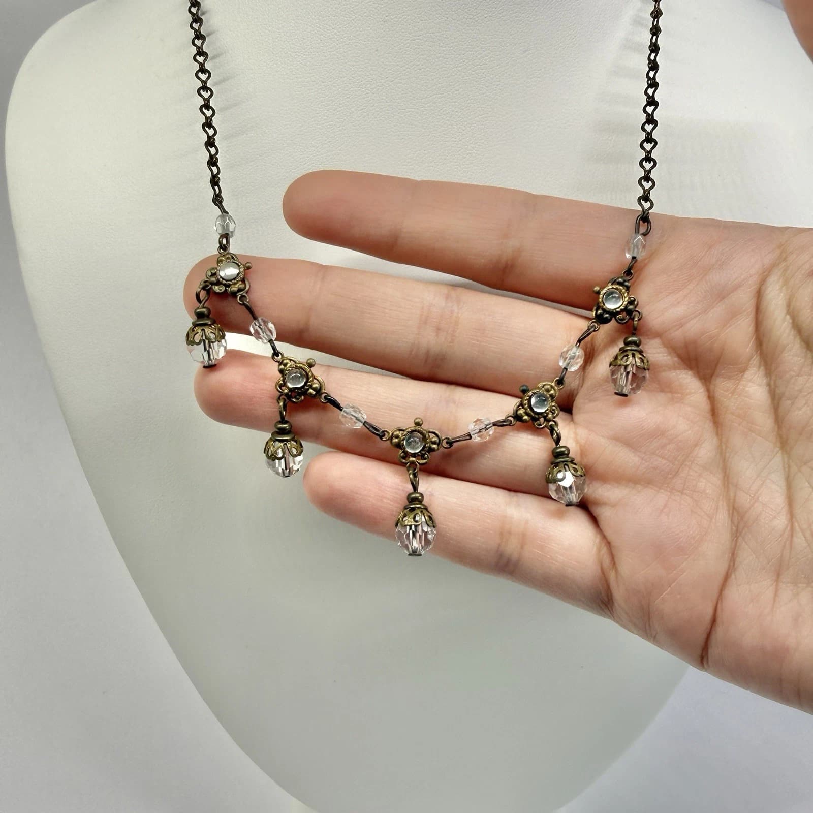 MARISA Floral Rhinestone Drops Gold Tone Vintage Necklace Jewelry N731