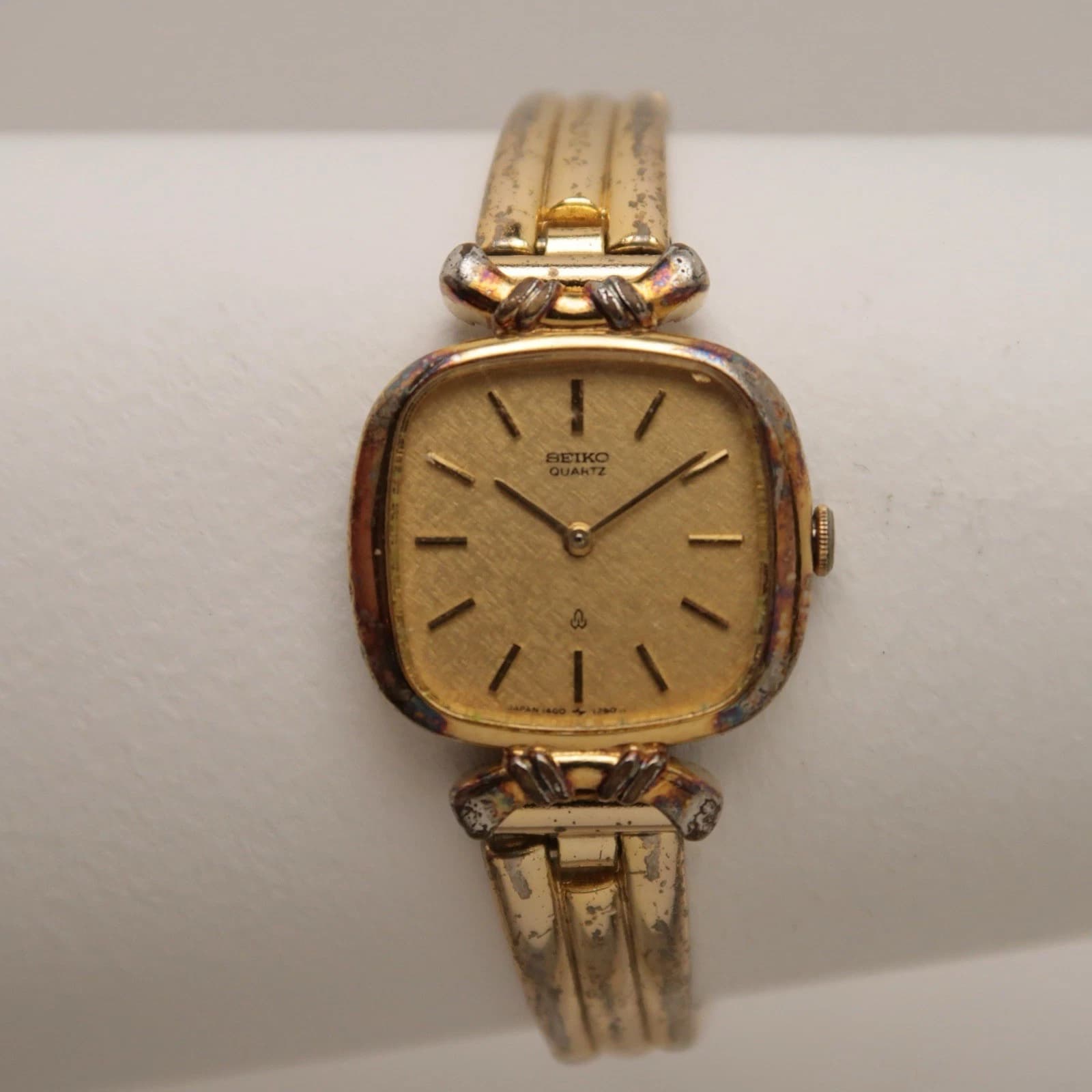 SEIKO 1400-5780 Gold Plated Analog Quartz Women Vintage Watch W375 *WORKING