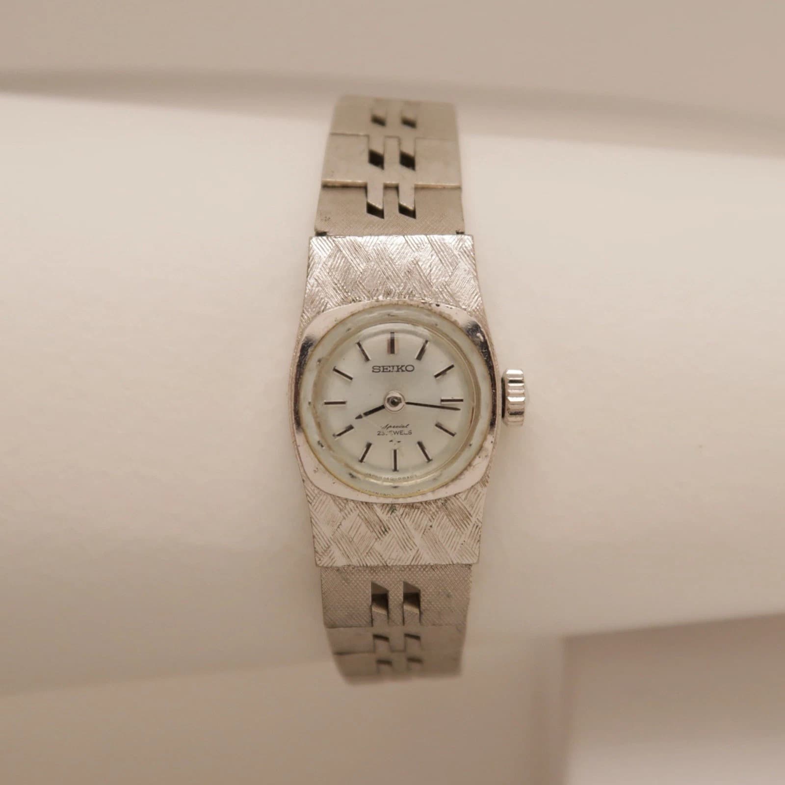 SEIKO Special 1140-0010 Manual Wind 23J Analog Women Vintage Watch W240 *WORKING