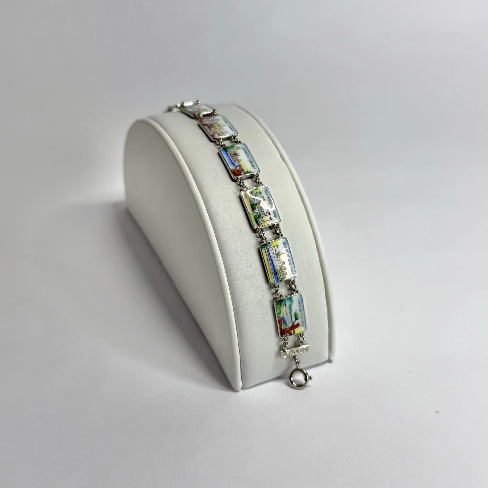 Elegant Bermuda Charms Souvenir Silver Tone Vintage Bracelet Jewelry Br226