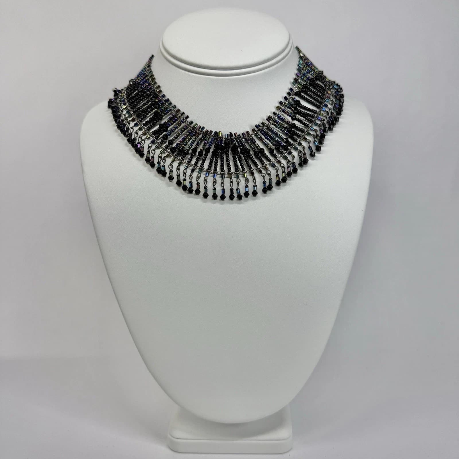 WORTHINGTON Seed Beads Fringe Collar Bib Vintage Necklace Jewelry N500