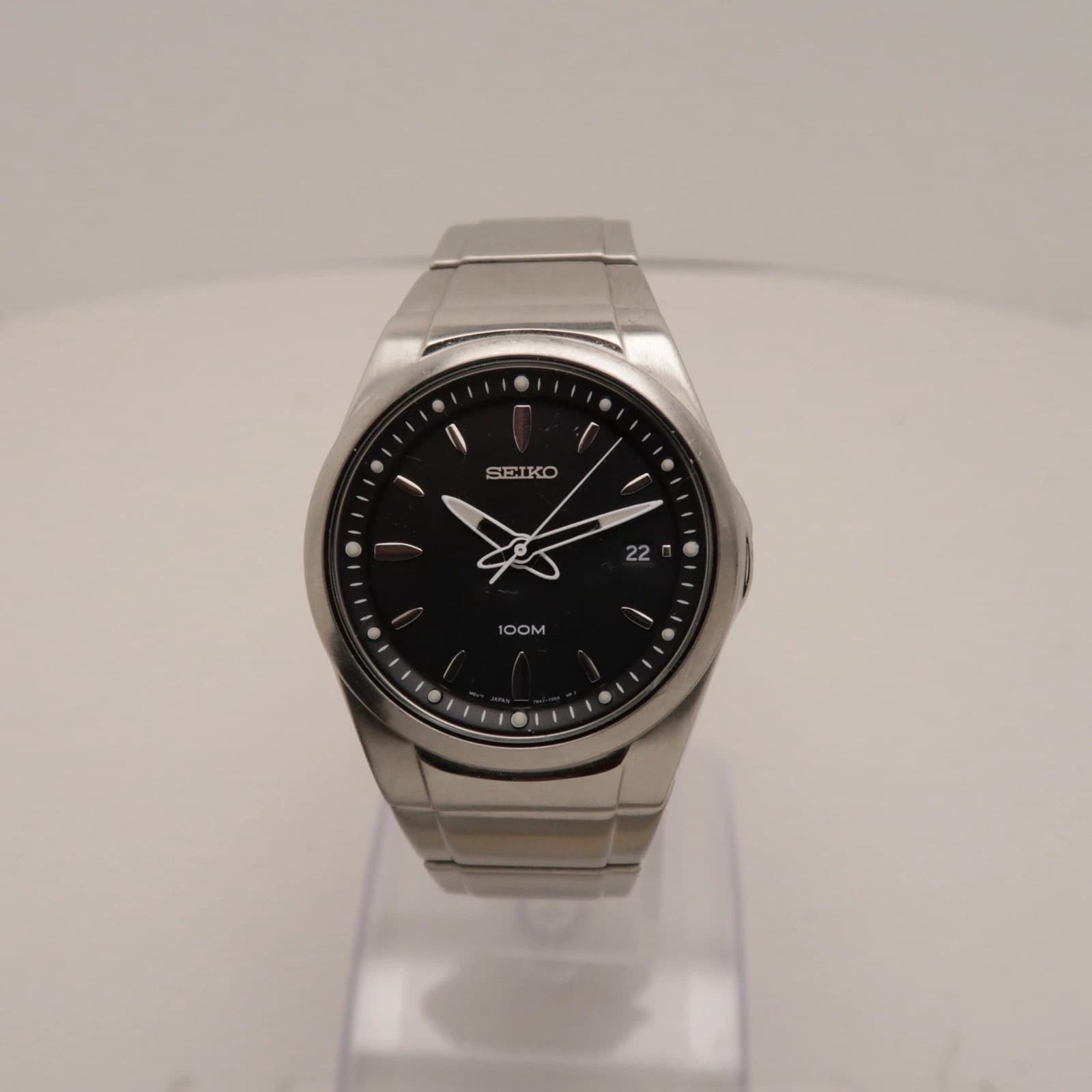 SEIKO 100M 7N42-7C10 Silver Tone Analog Quartz Men Vintage Watch W311 *WORKING