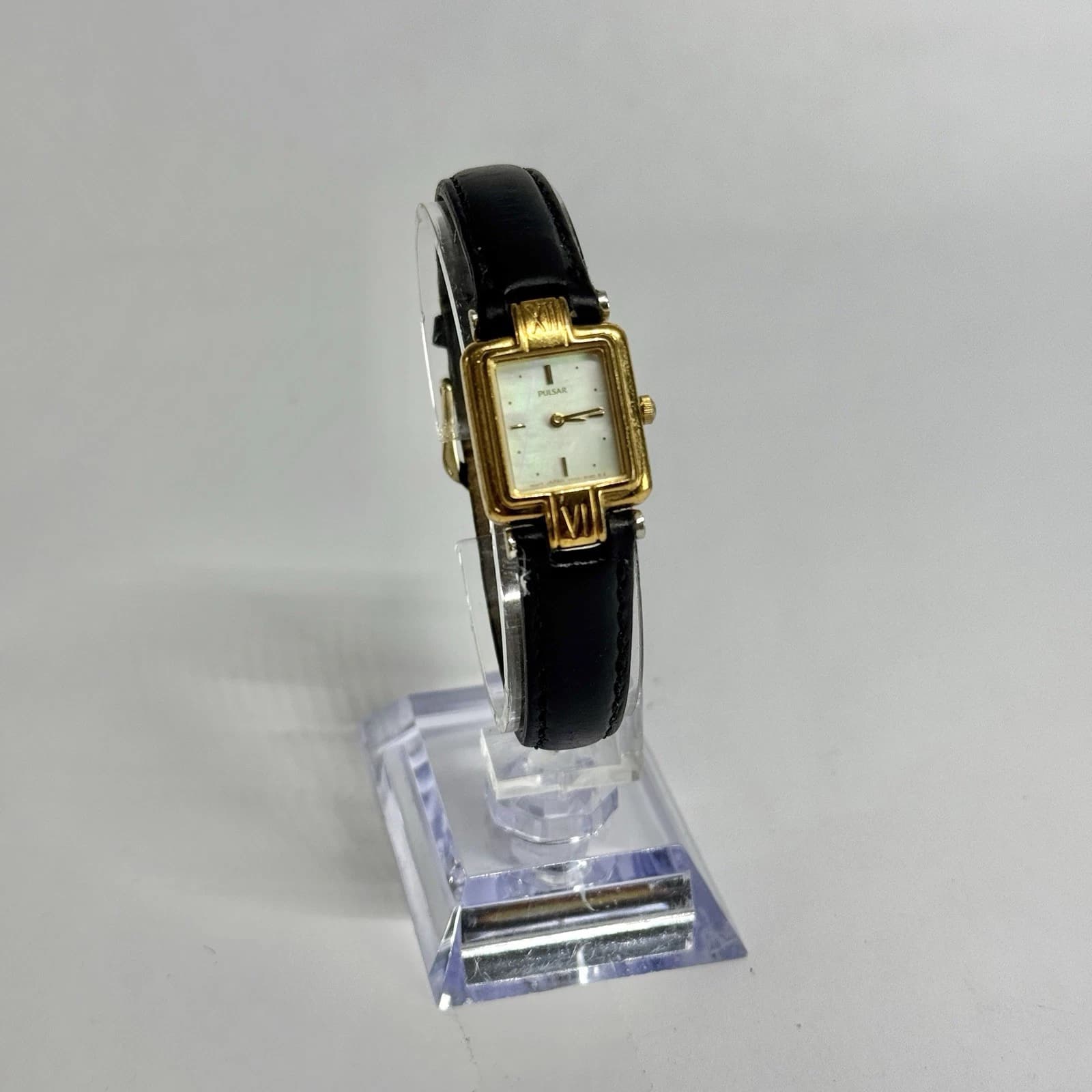 PULSAR V400-6050 Analog Quartz Gold Tone Women Vintage Watch W615 *WORKING