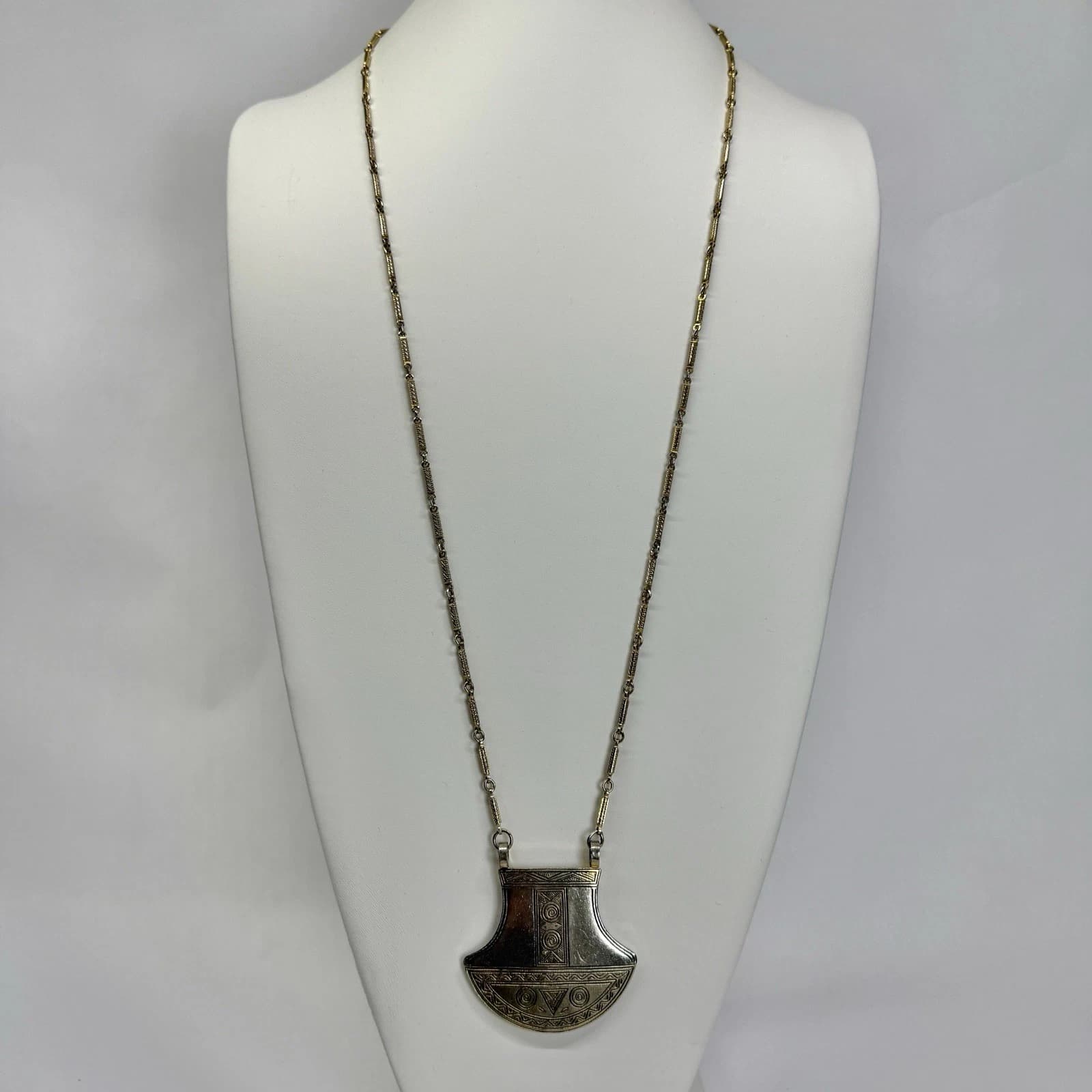 ACCESSOCRAFT NYC Etruscan Revival Medallion Vintage Necklace Jewelry N272