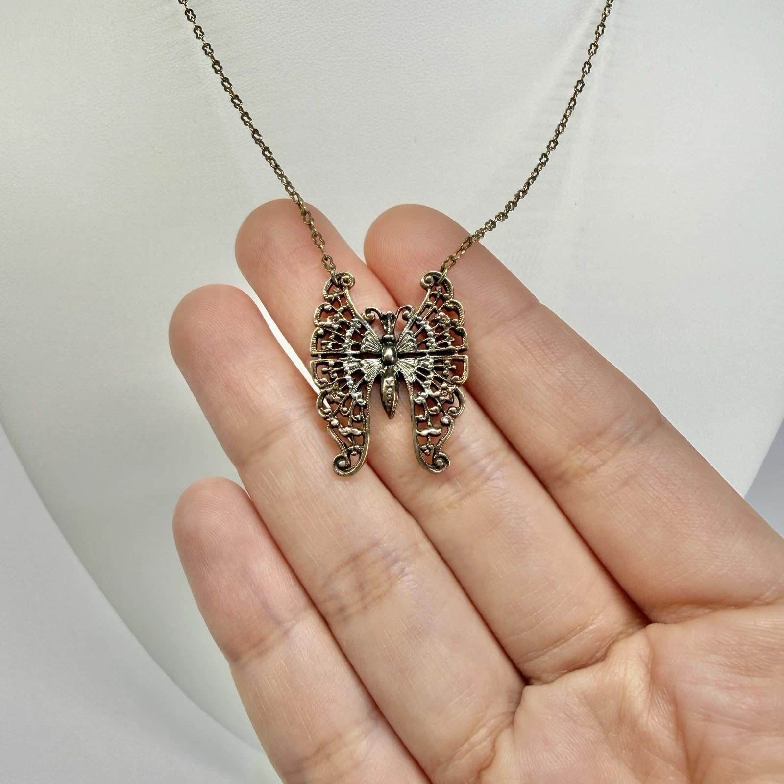 1928 Butterfly Pendant Art Deco Dainty Silver Tone Vintage Necklace N699