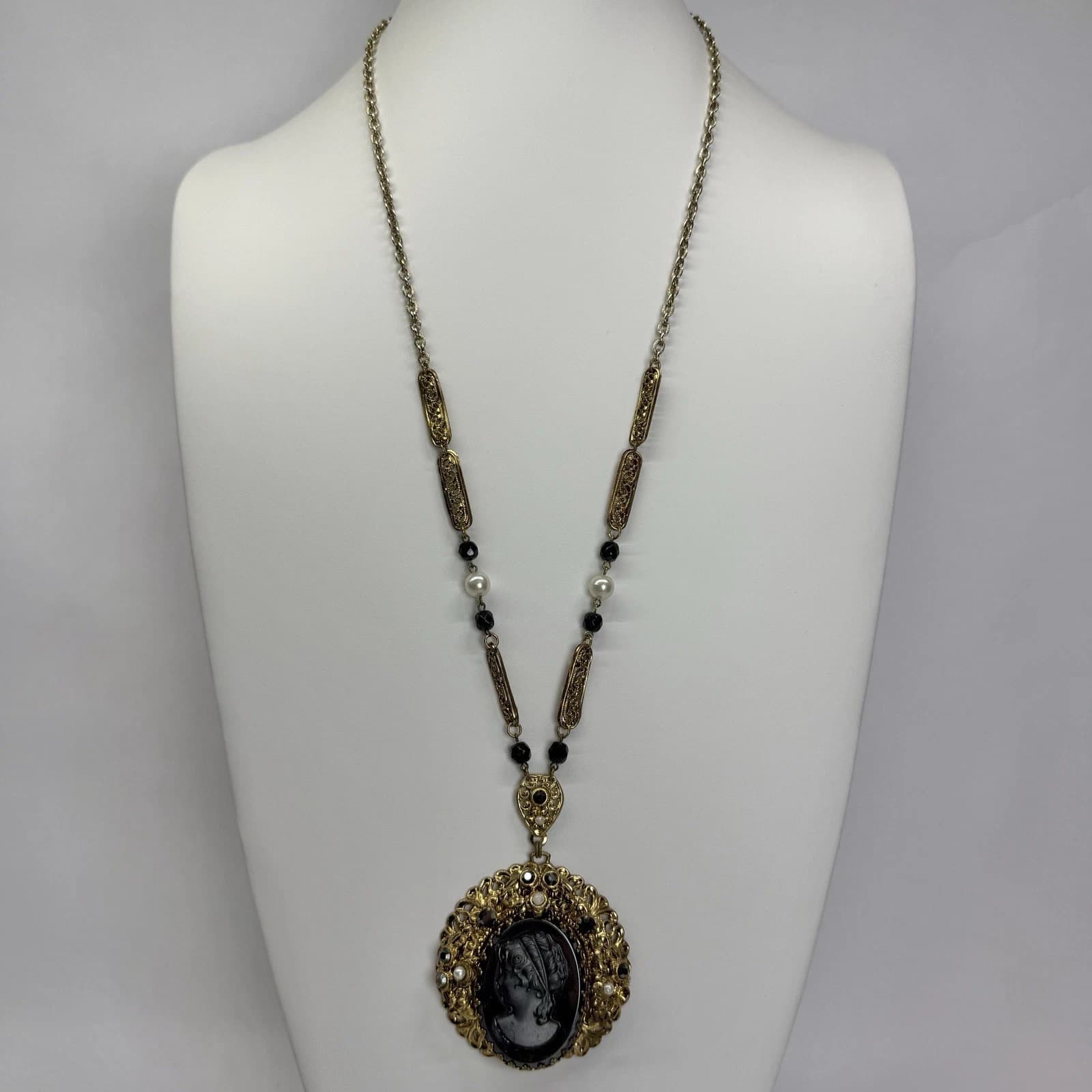 WEST GERMANY Cameo Filigree Brass Gold Tone Vintage Necklace Jewelry N253
