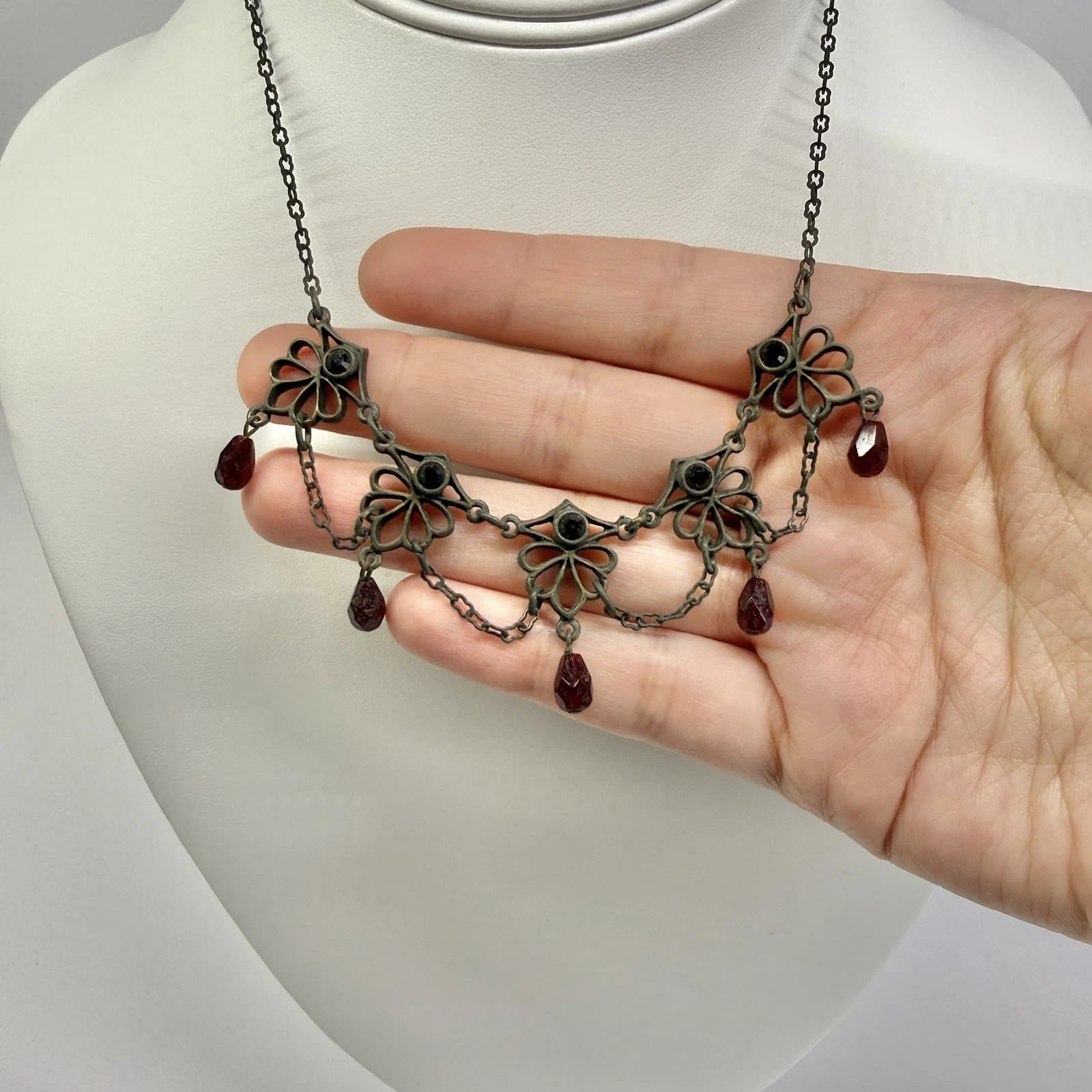 ROBERT ROSE Festoon Floral Crystal Drops Vintage Necklace Jewelry N728