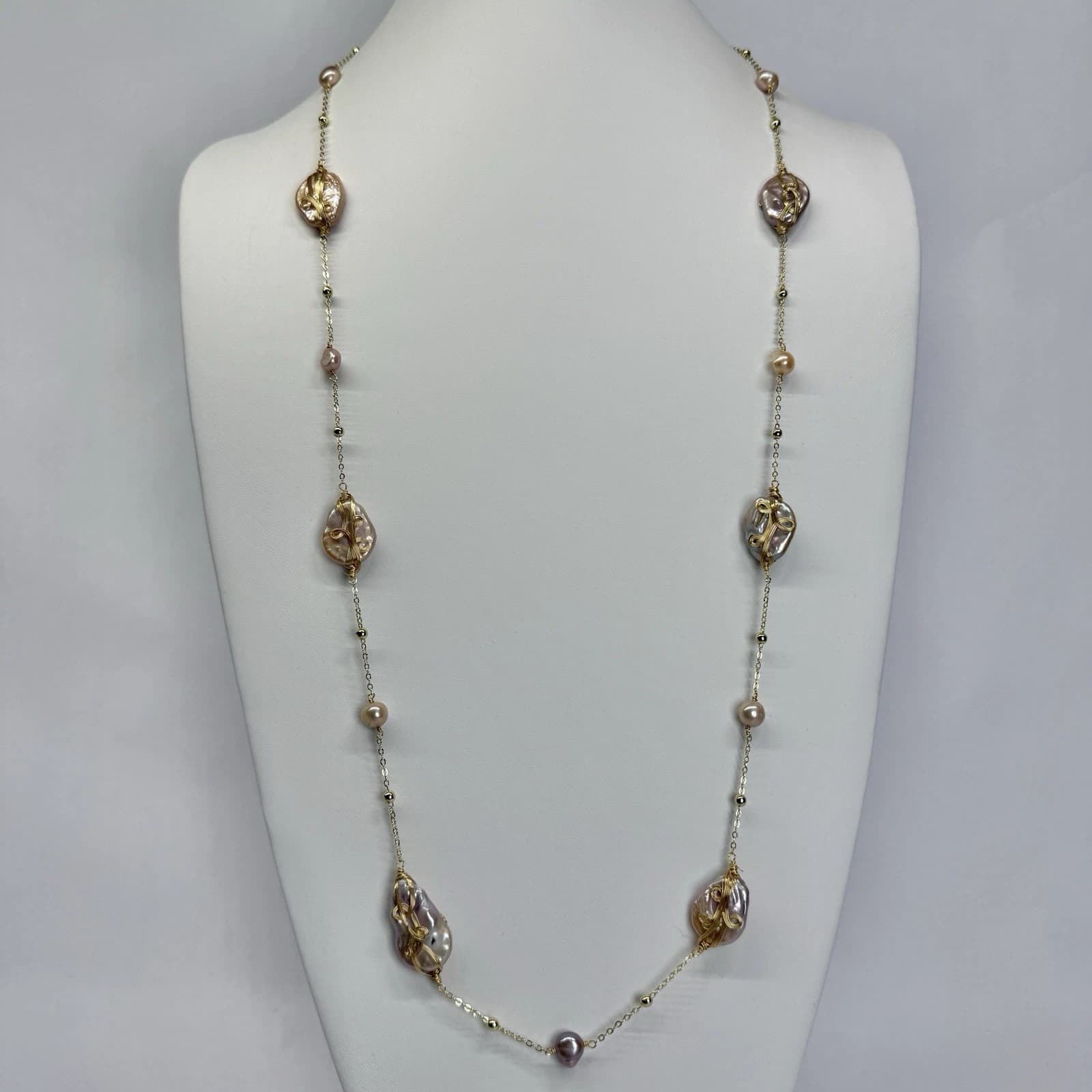 Baroque Fresh Water Pearls Long Gold Tone Vintage Necklace Jewelry N287